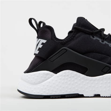 nike air hurache run wit maat 42|huarache run ultra black white.